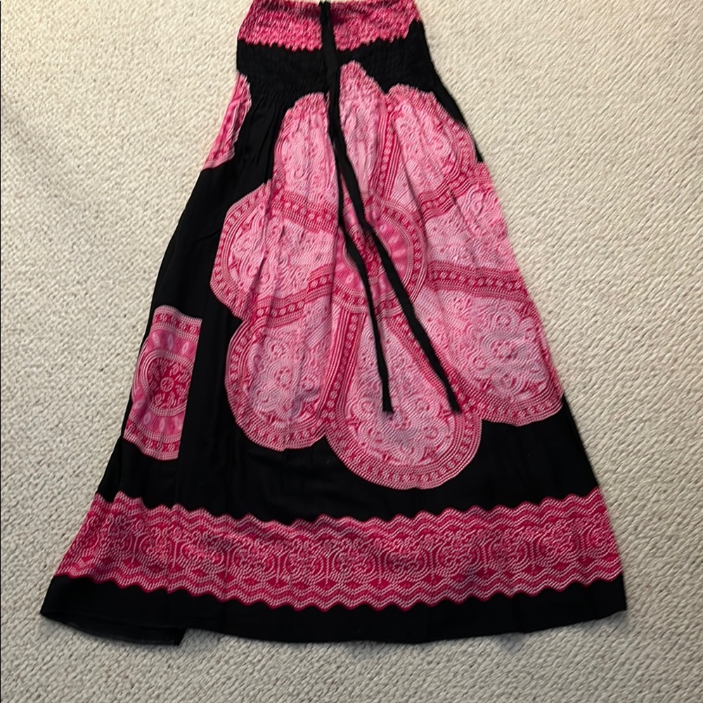 Long straplesss dress